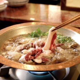 準備中 【ツキノワ熊鍋】