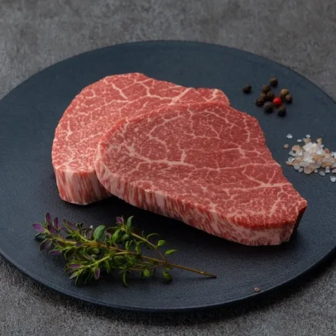 鳥取県・鳥取和牛 オレイン55シャトーブリアン ヒレステーキ