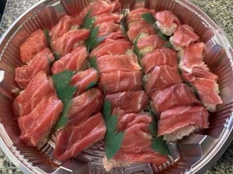 魚問屋「ととや」さんの中トロにぎり 30貫セット